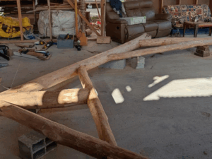 CHARPENTE BOIS ROND TRADITIONNELLE